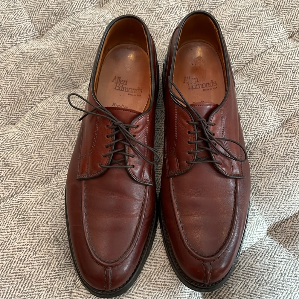 Allen Edmonds Bradley split-toe size 9.5 - Picture 2 of 10